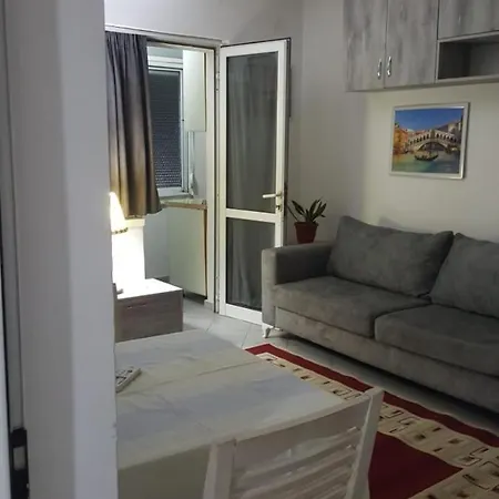 Peacefull Cozzy Studio Flat Apartmán Tirana
