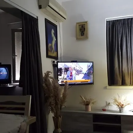 Peacefull Cozzy Studio Flat * Tirana